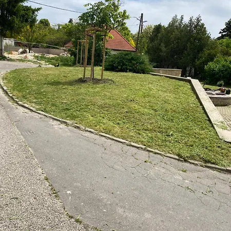 Maximum 4 Szemely Szamara!