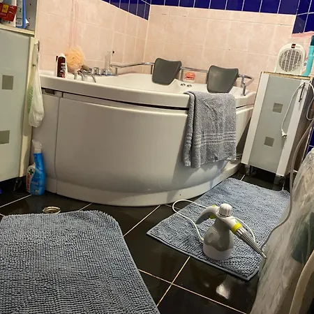 Maximum 4 Szemely Szamara!